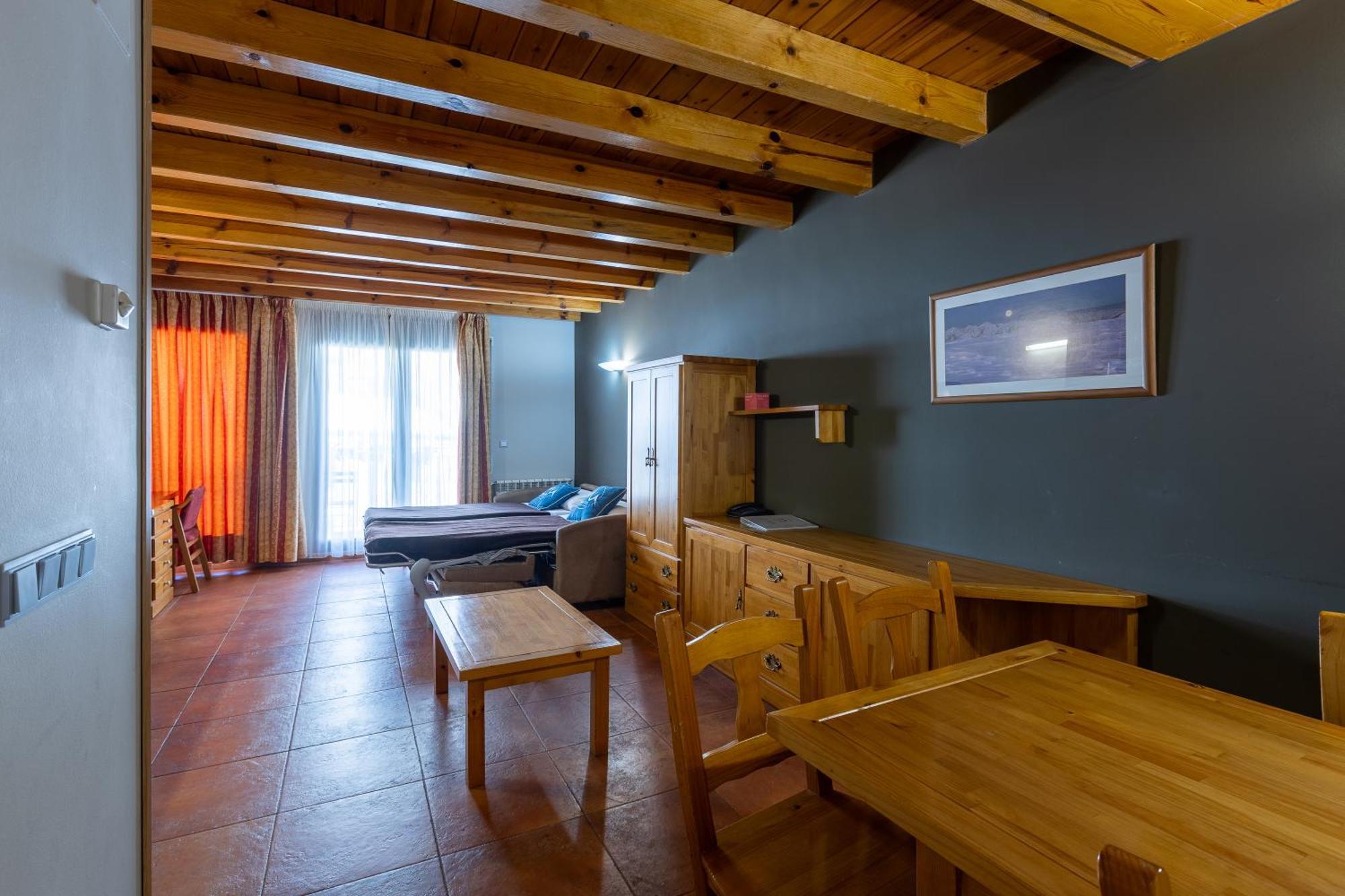 Apartaments Sant Moritz Arinsal Exterior photo